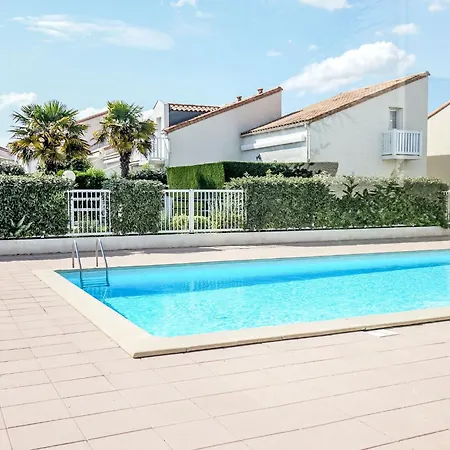 Les Jardins De L'ocean-44 By Interhome *